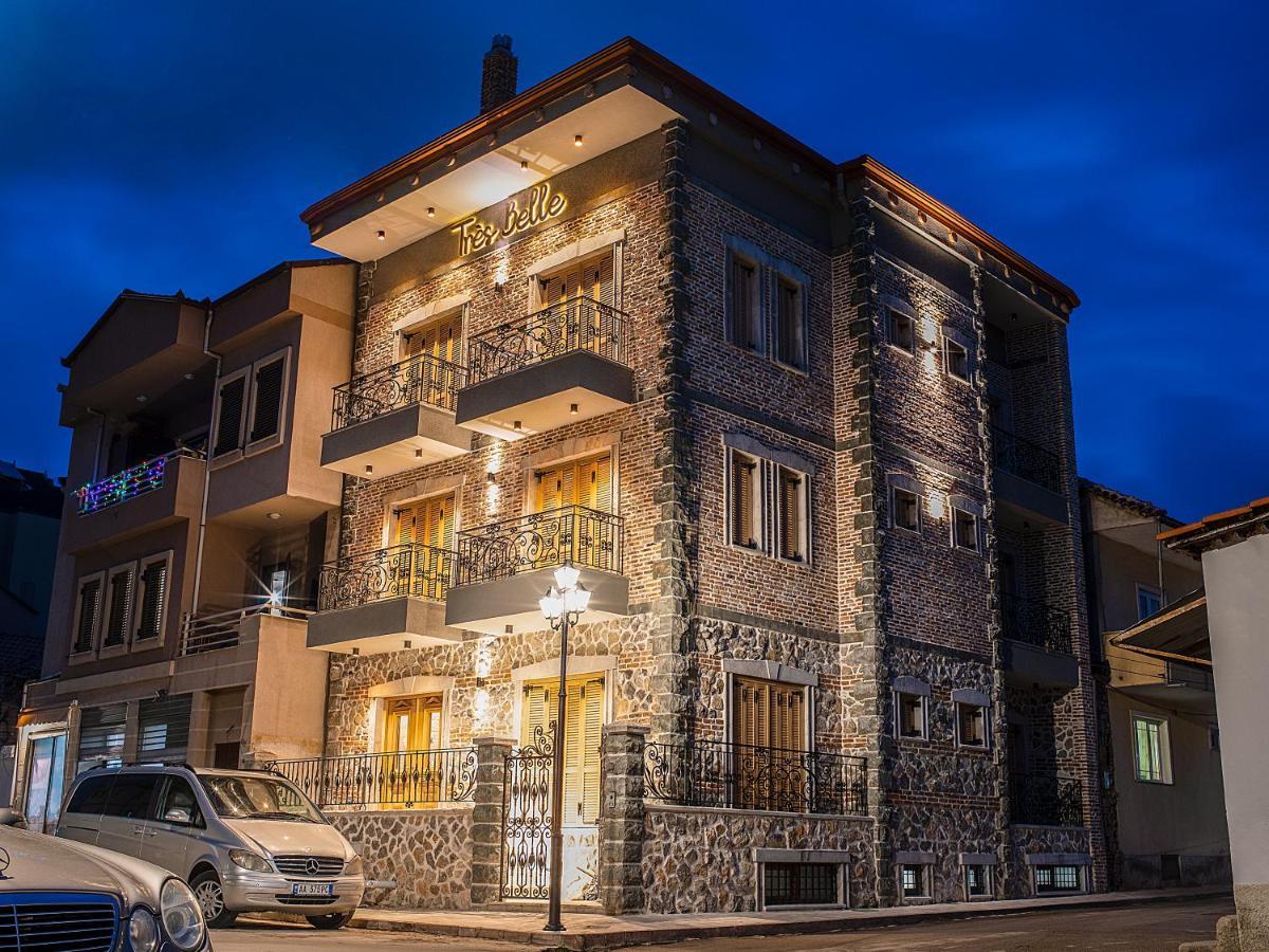 Hotel Tres Belle