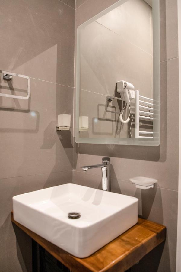 Hotel Tres Belle