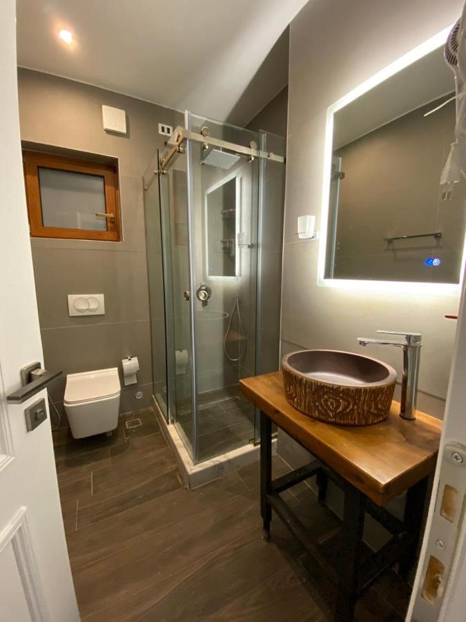 Tres Belle Hotel