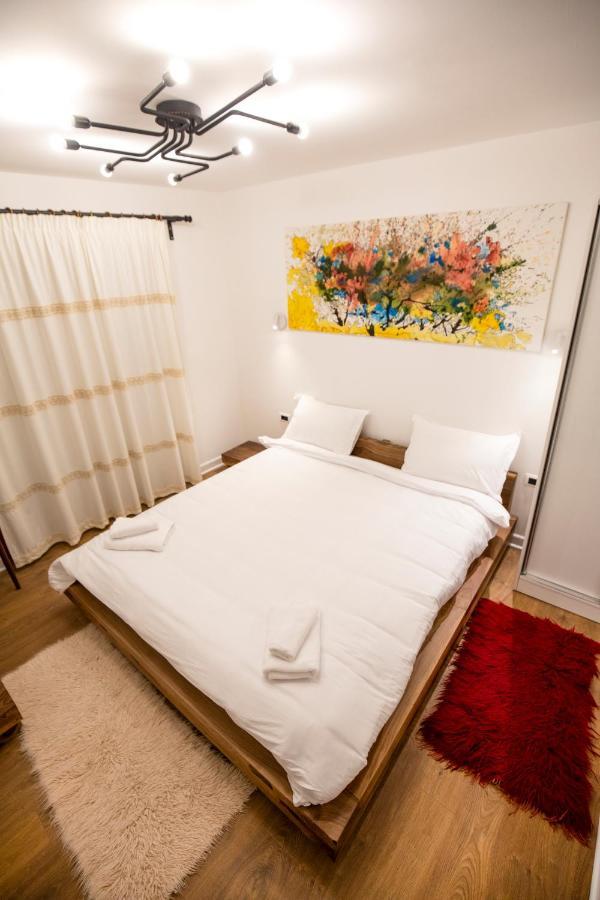 Tres Belle Hotel *