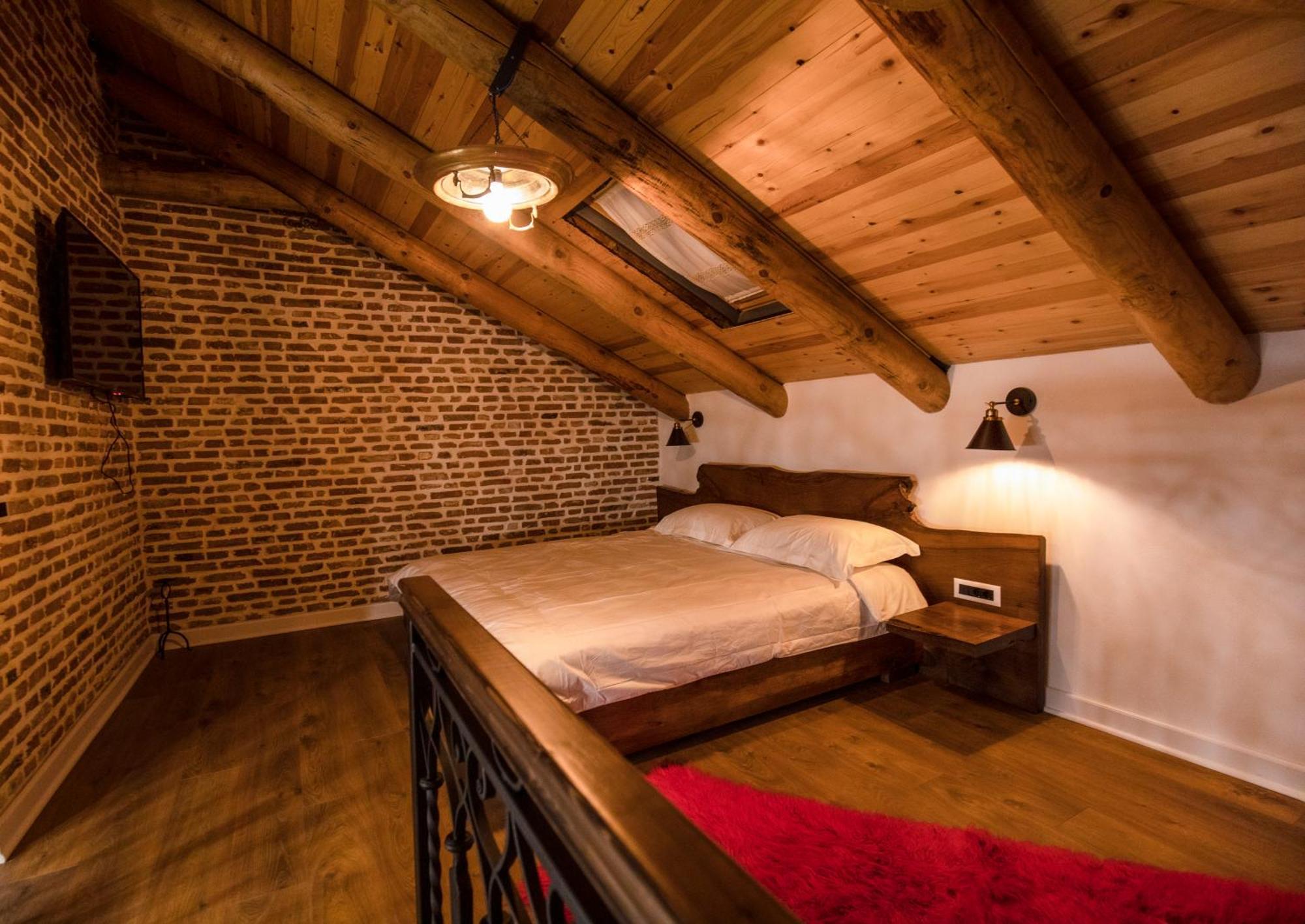 Hotel Tres Belle
